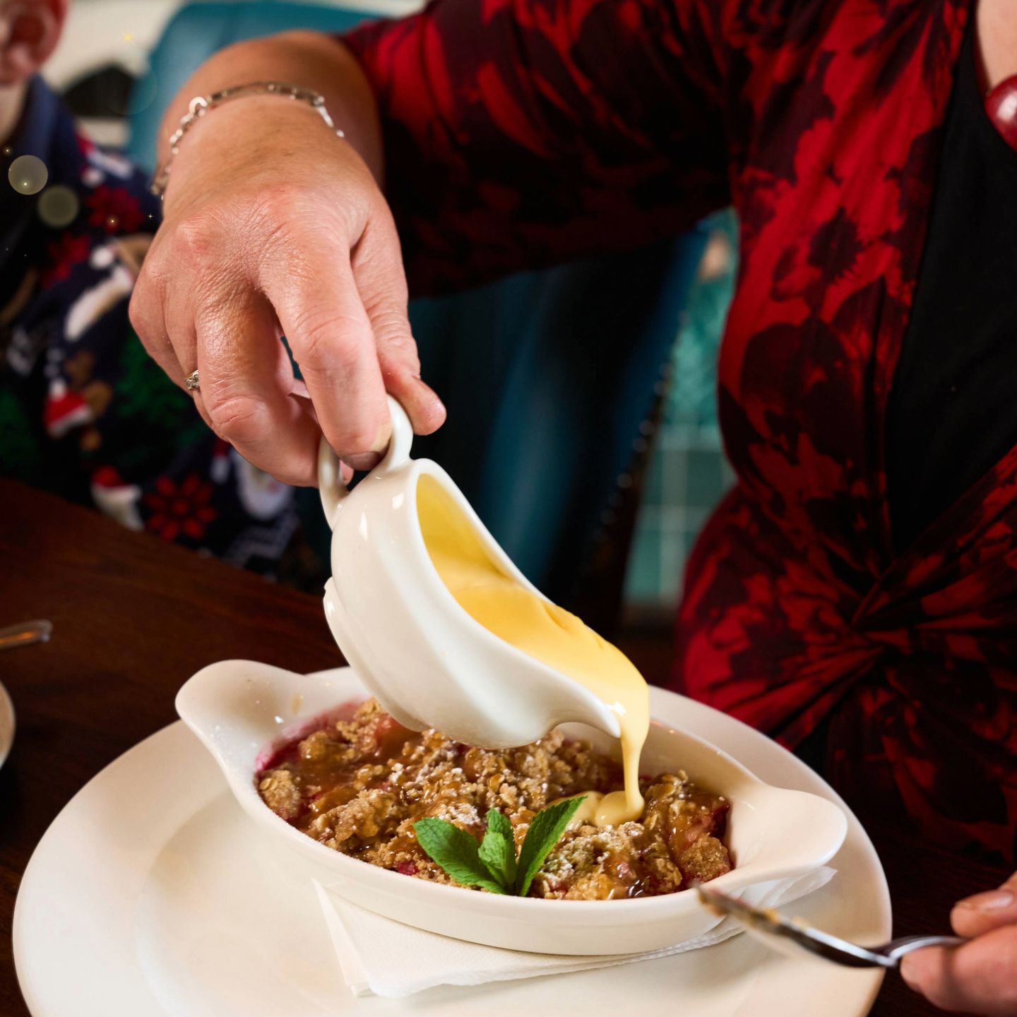 Christmas Day 2024 Lunch, Dinner & Dining at The White Heifer That Travelled in Darlington